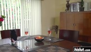 Две пьяных дамочки совращают парня на жмж