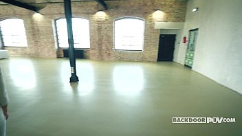 Две анальные шлюхи прошли кастинг в большое порно