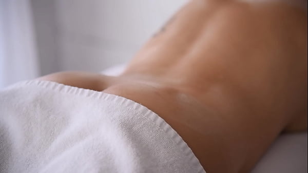 Учебное пособие по массажу со струйным оргазмом